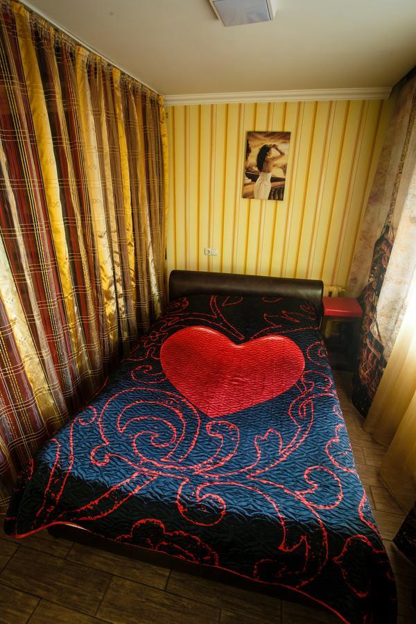 Apartlux Chernigov Bagian luar foto